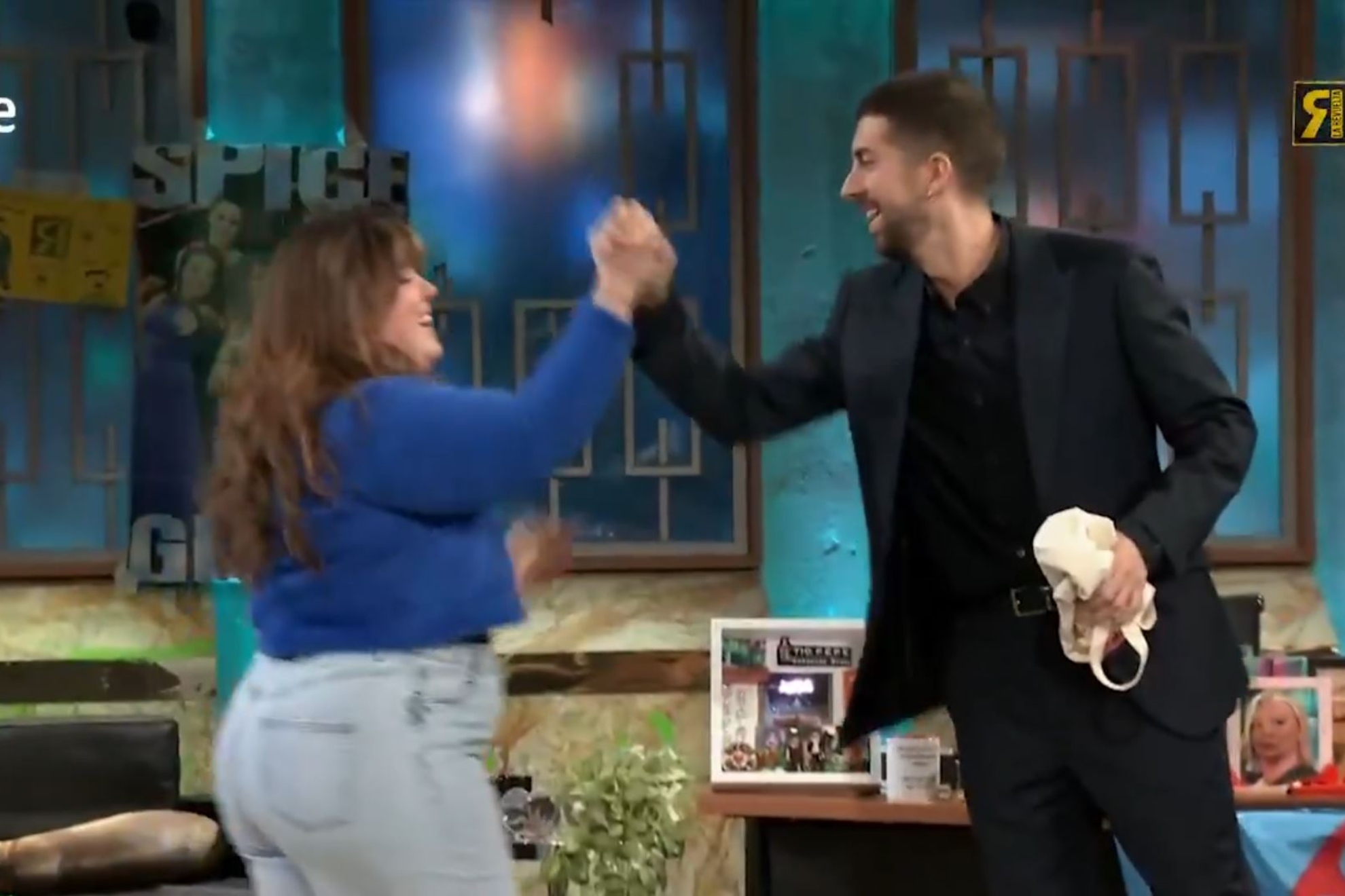 这种开放和 这种开放和